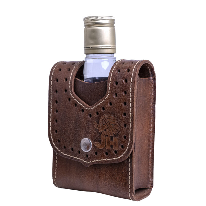Porta Cachaça JH em Couro S4