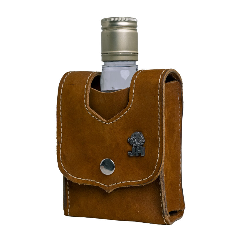 Porta Cachaça JH em Couro S2